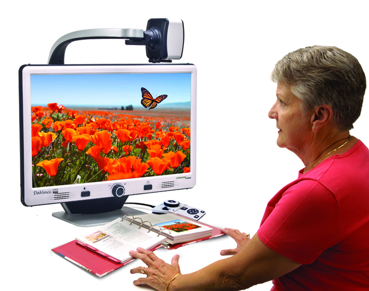 DaVinci HD AllInOne Desktop Magnifier with OCR